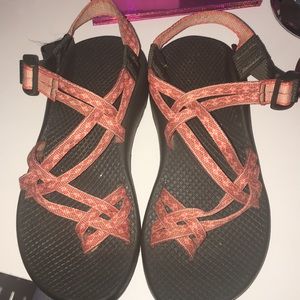 One Toe chaco